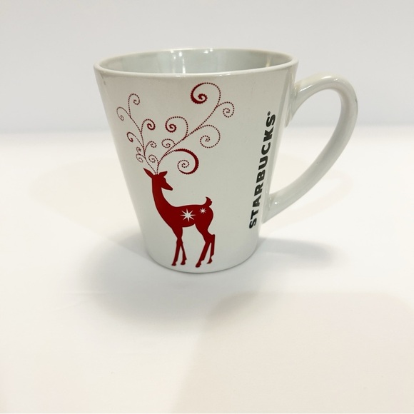 2011 Starbucks Reindeer 10 oz Ceramic Mug *TINY FLAW* - Picture 1 of 7